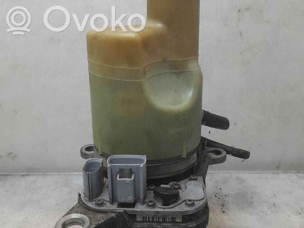 Volvo V50 Ohjaustehostimen pumppu 