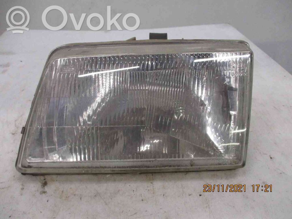 Headlight/headlamp   620488,2490162,NONE,VDMS4