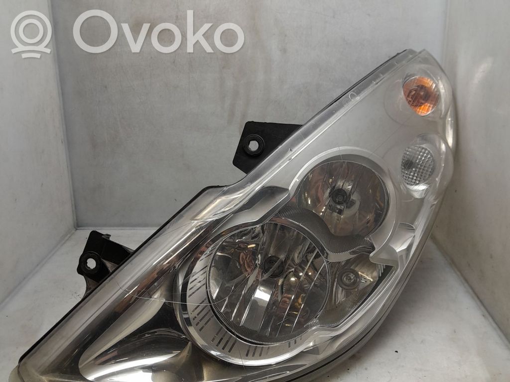 Renault Master III Faro/fanale 