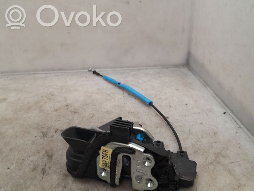 KIA Rio Zamek drzwi przednich 