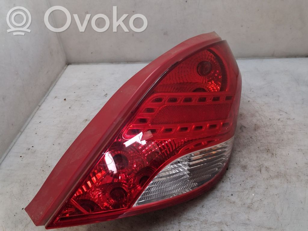 Peugeot 207 CC Rückleuchte Heckleuchte 