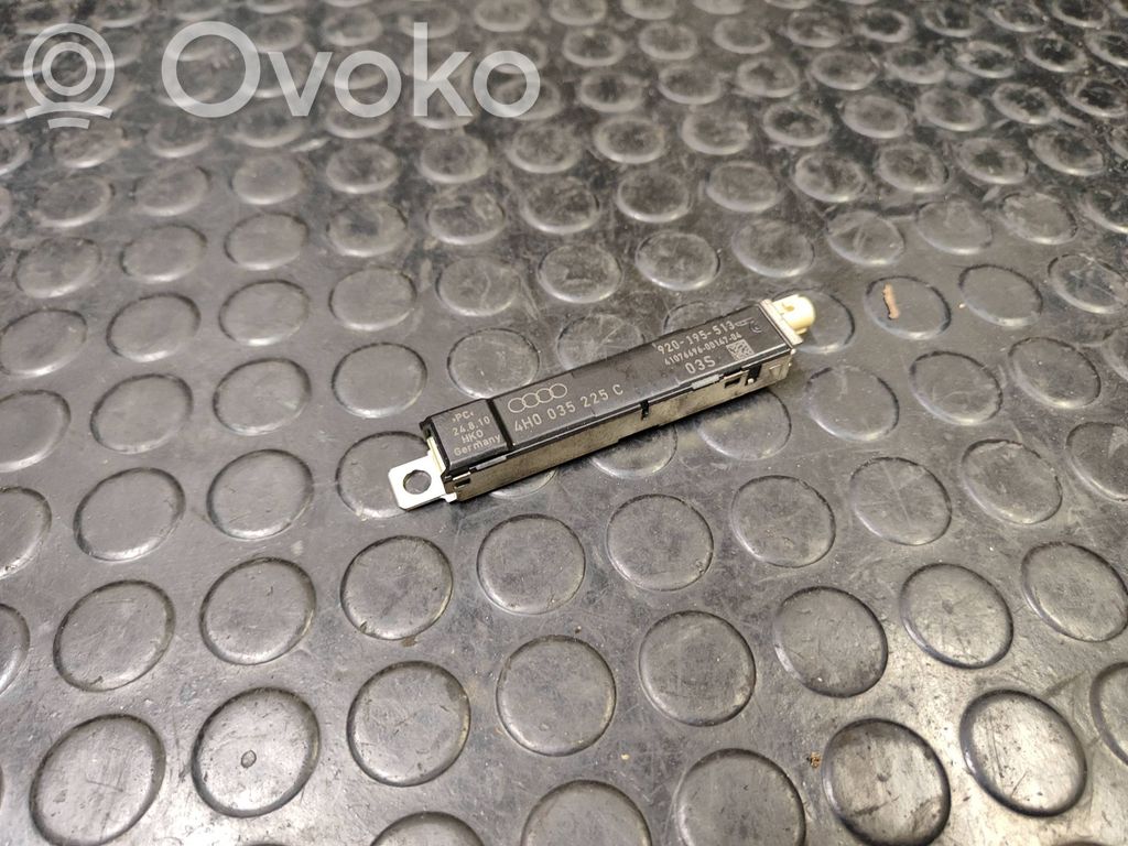 Audi A8 S8 D4 4H Pystyantennivahvistin 