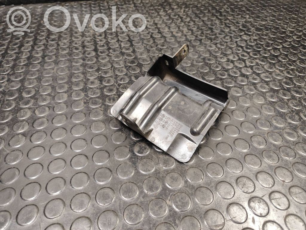 Peugeot 4007 Radiator trim 