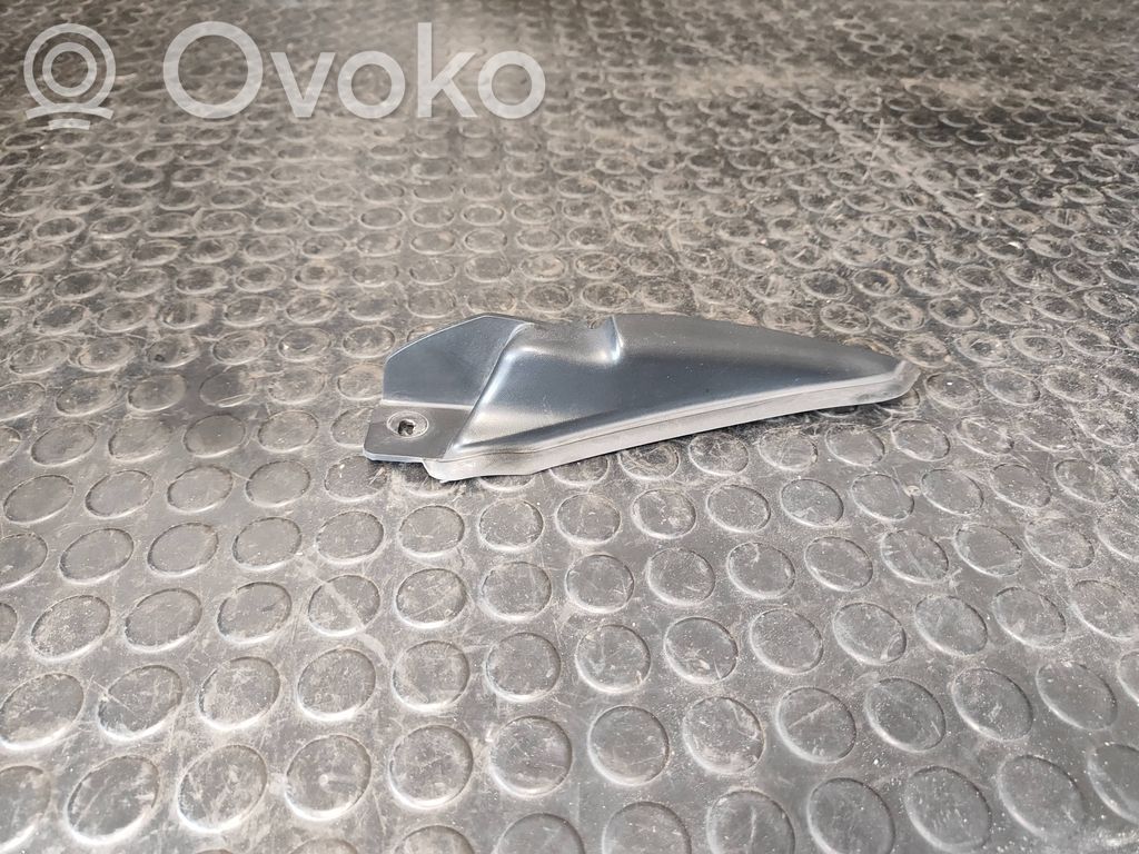 Renault Captur Windshield trim 