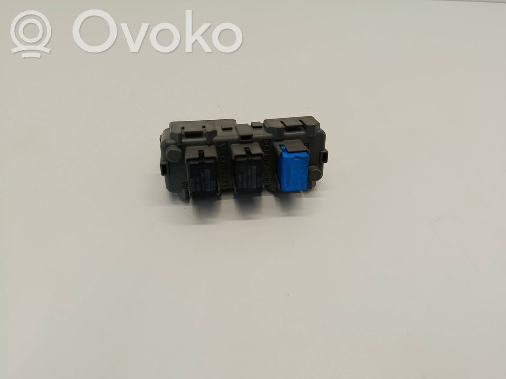 Honda Civic IX Fuse module 