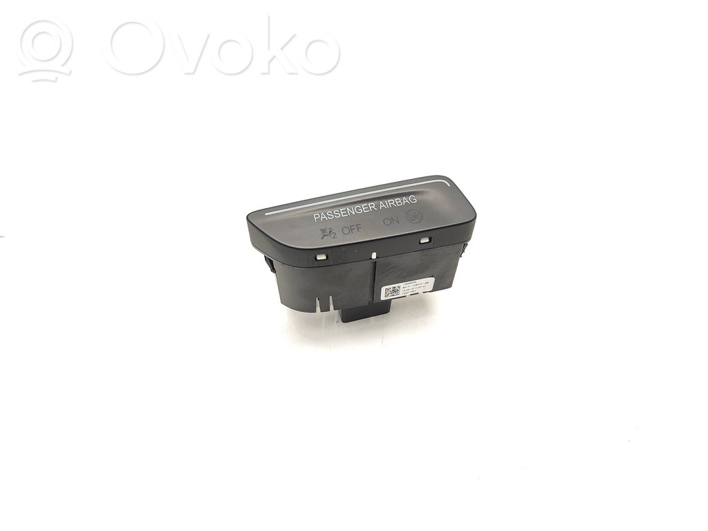 Ford Turneo Courier Passenger airbag on/off switch 