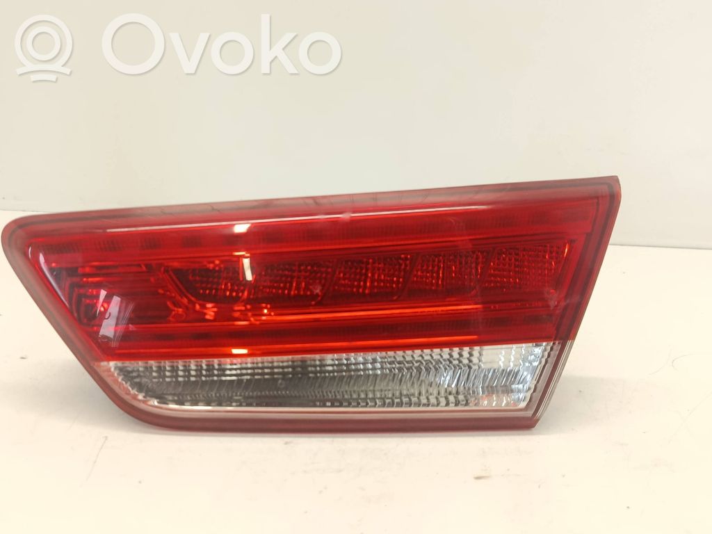 KIA Optima Takaluukun takavalot 