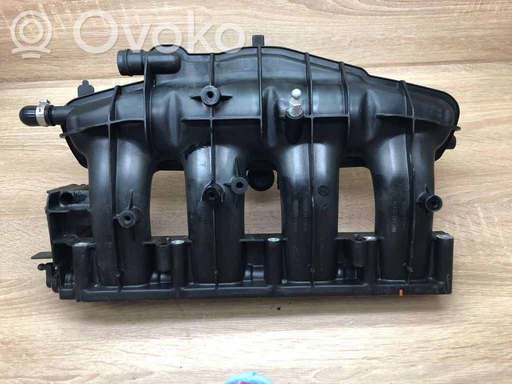 Audi A4 S4 B7 8E 8H Colector de admisión 