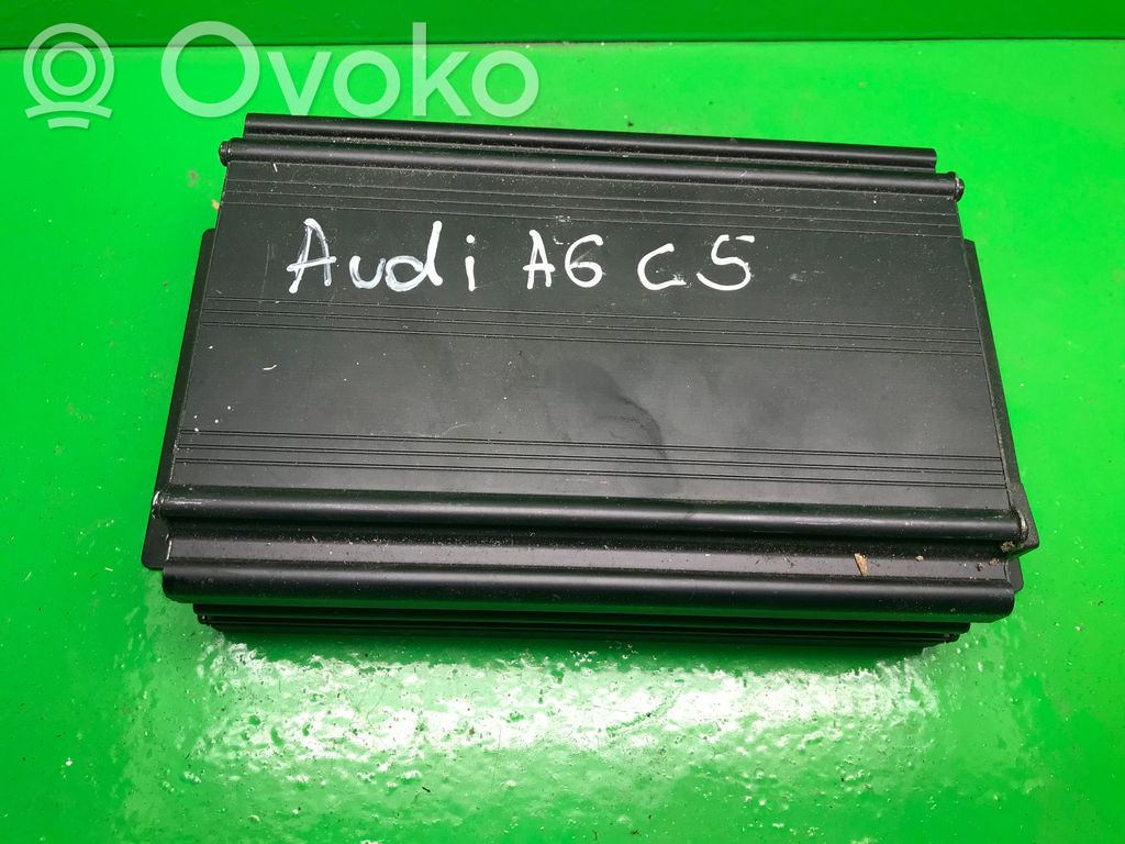Audi A6 S6 C5 4B Äänenvahvistimen kiinnike 