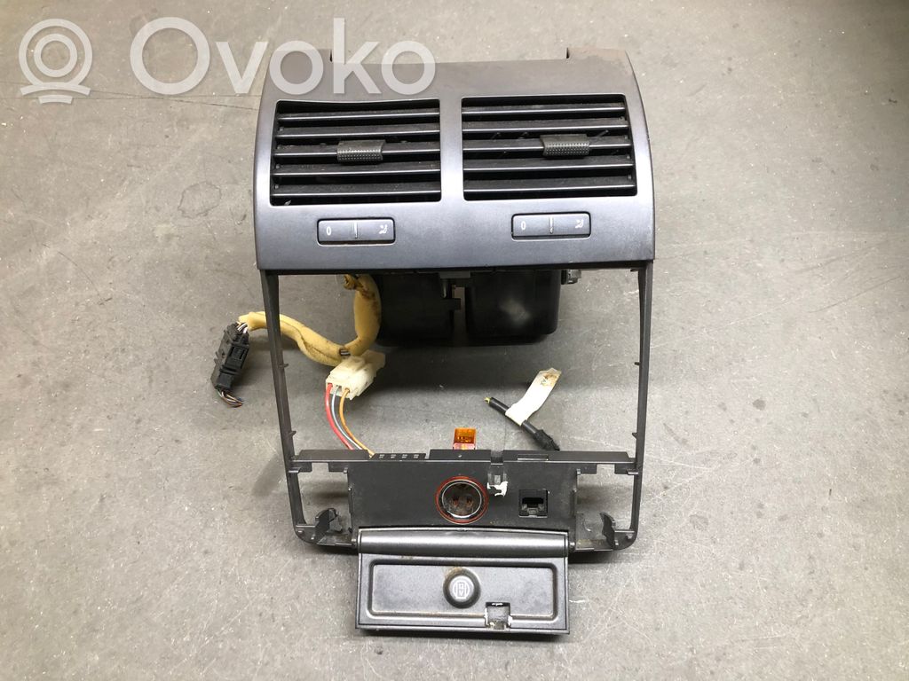 Volkswagen Phaeton Griglia di ventilazione centrale cruscotto 
