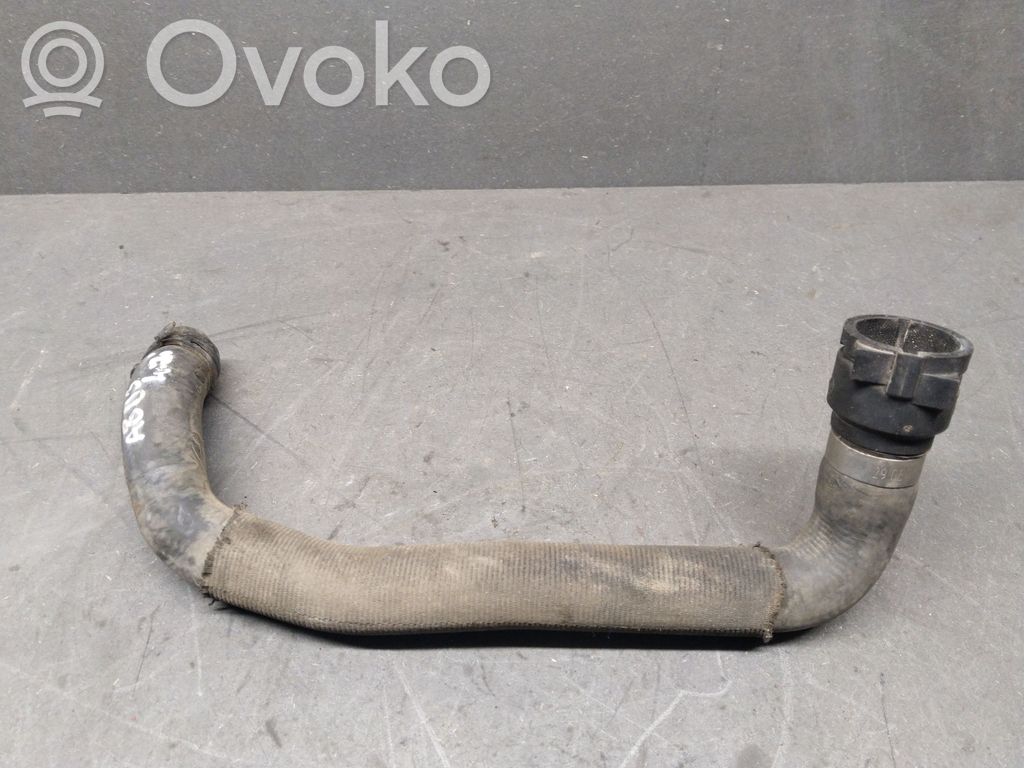 Audi A8 S8 D3 4E Engine coolant pipe/hose 