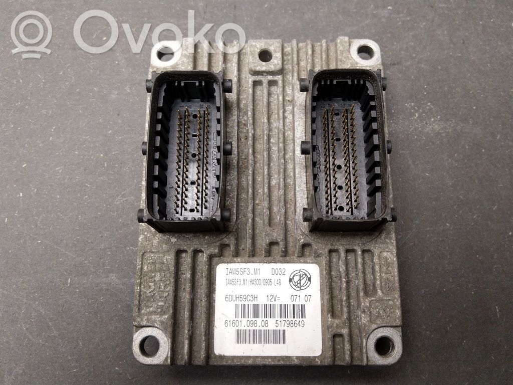 Nissan Primera Engine control unit/module 