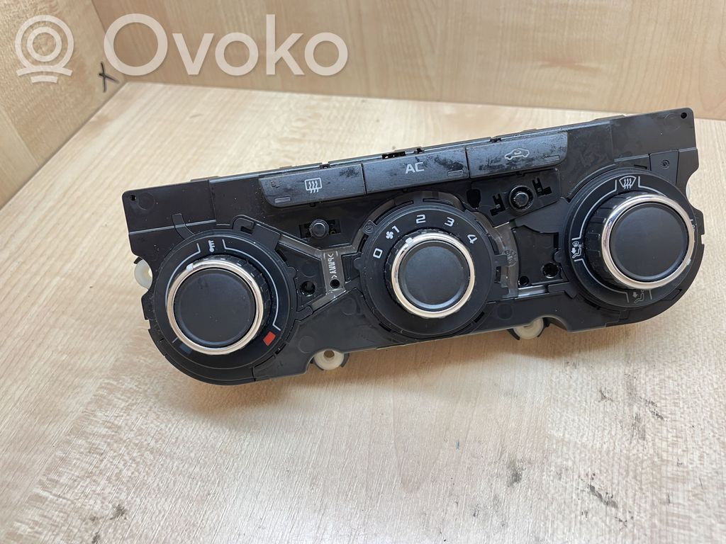 Skoda Octavia Mk3 (5E) Panel klimatyzacji 