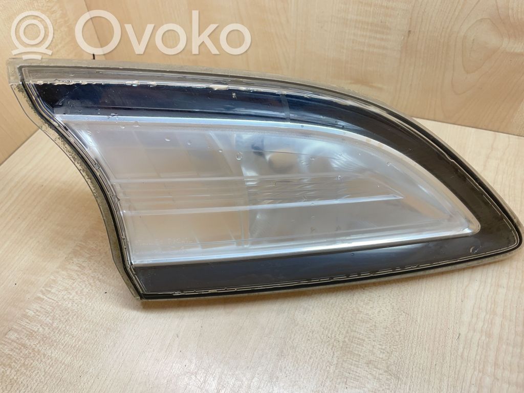 Mazda 3 II Takaluukun takavalot 