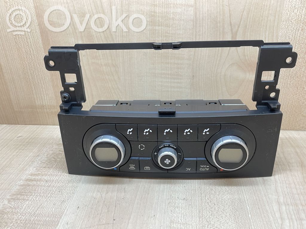 Renault Clio III Przełącznik / Włącznik nawiewu dmuchawy 