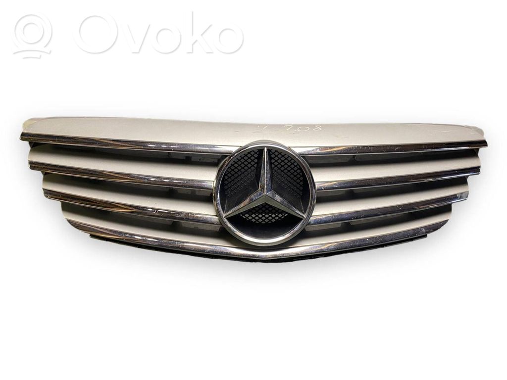 Mercedes-Benz B W245 Etupuskurin ylempi jäähdytinsäleikkö 