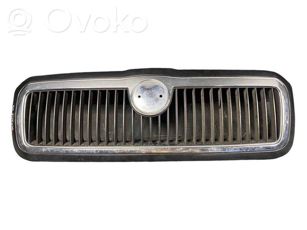 Skoda Octavia Mk1 (1U) Maskownica / Grill / Atrapa górna chłodnicy 