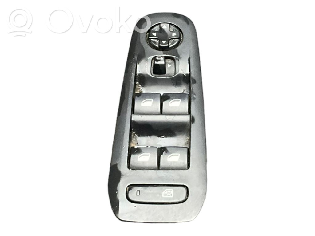 Peugeot 308 Electric window control switch 