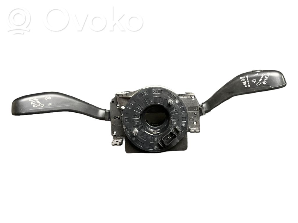 Volkswagen Polo V 6R Manetka / Przełącznik kierunkowskazów wycieraczek 