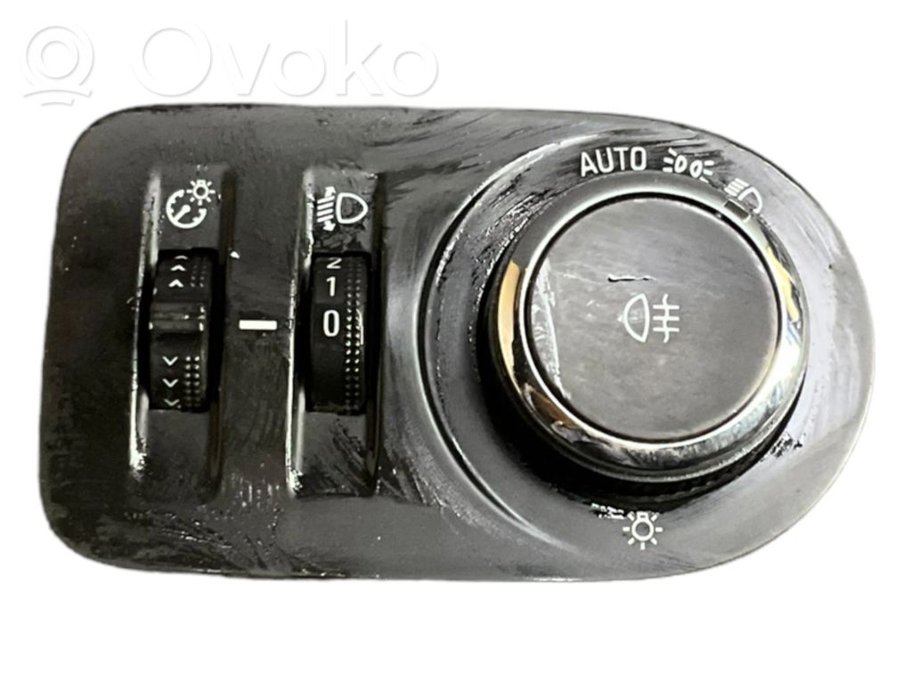Opel Astra K Light switch 