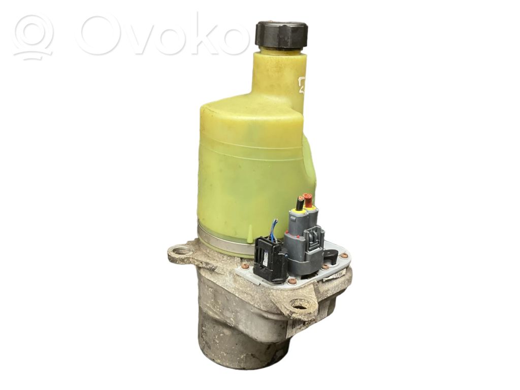 Volvo V50 Ohjaustehostimen pumppu 