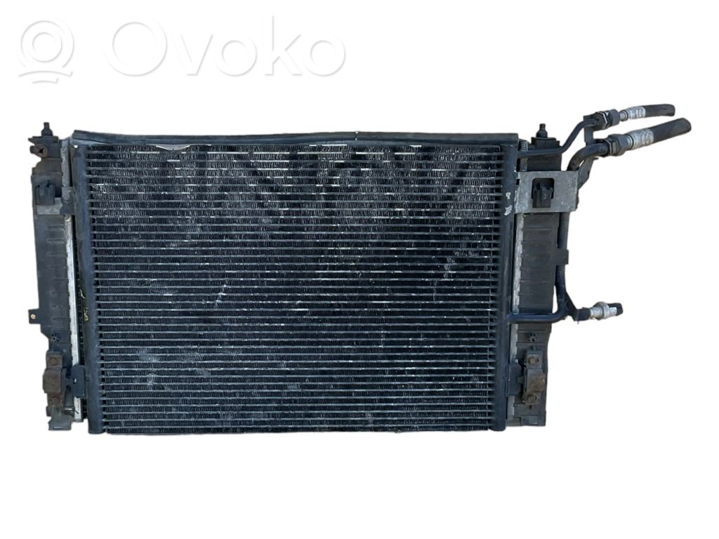 Audi A4 S4 B6 8E 8H Skraplacz / Chłodnica klimatyzacji 