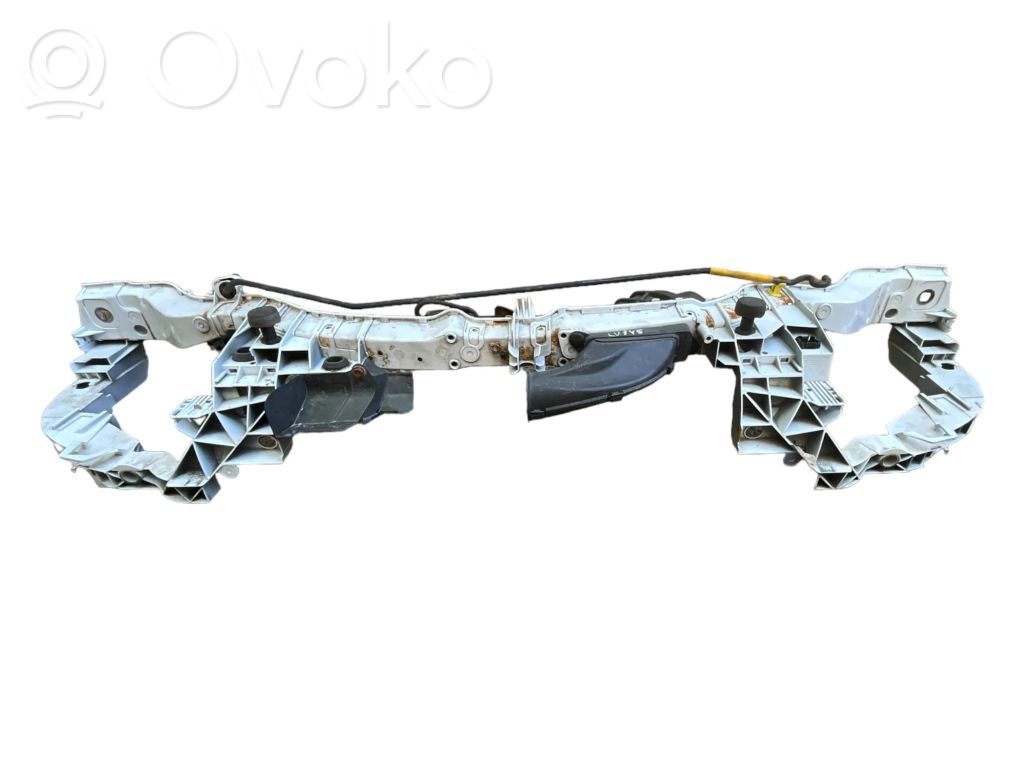Ford Focus Radiatoru panelis 