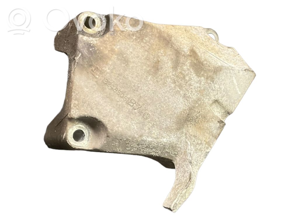 Opel Astra J Engine mounting bracket 