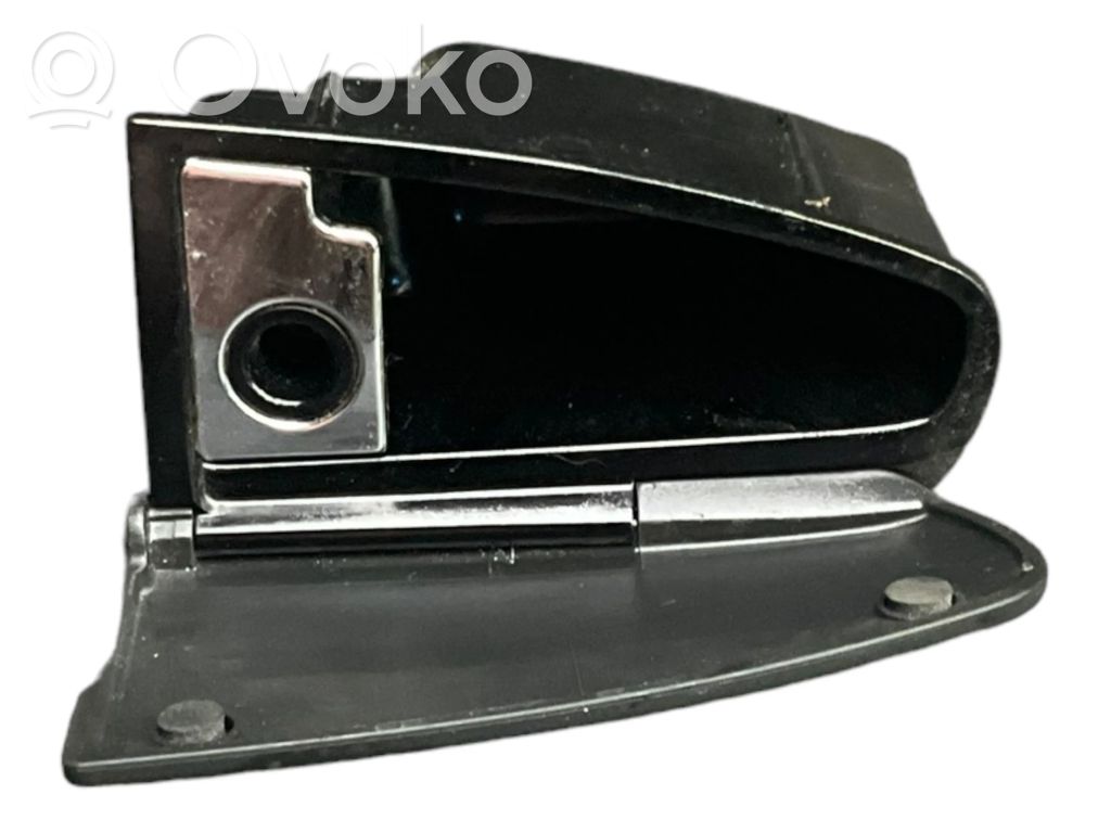 Volkswagen Golf VI Aschenbecher 