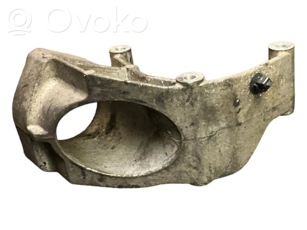 Opel Astra K Wspornik / Mocowanie łożyska podpory wału napędowego 