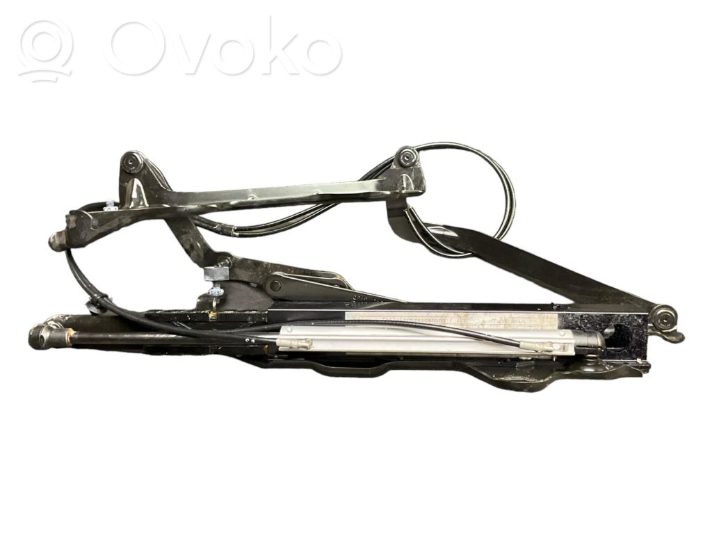 Volvo C70 Tailgate/trunk/boot hinge 
