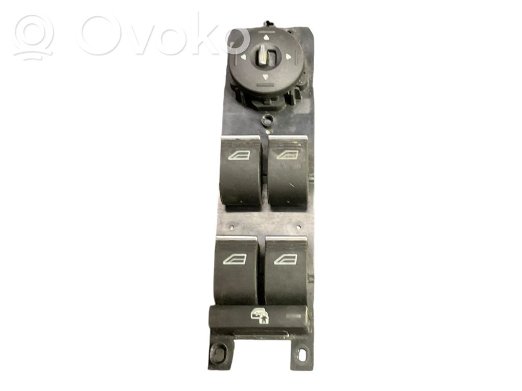 Ford C-MAX II Electric window control switch 