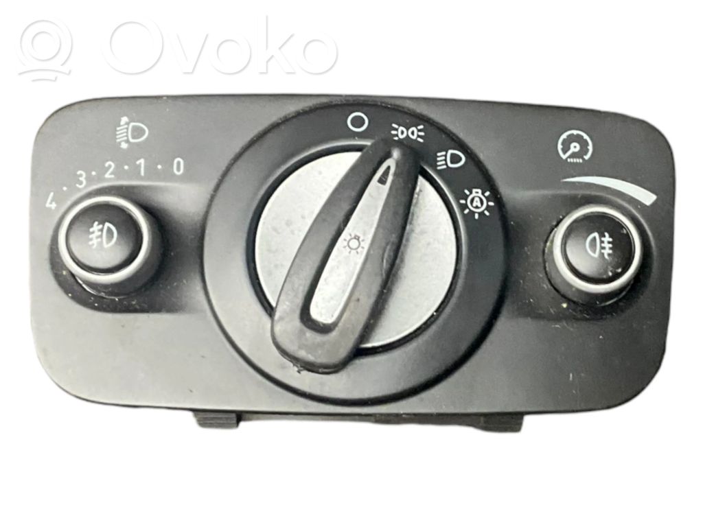 Ford Fiesta Light switch 
