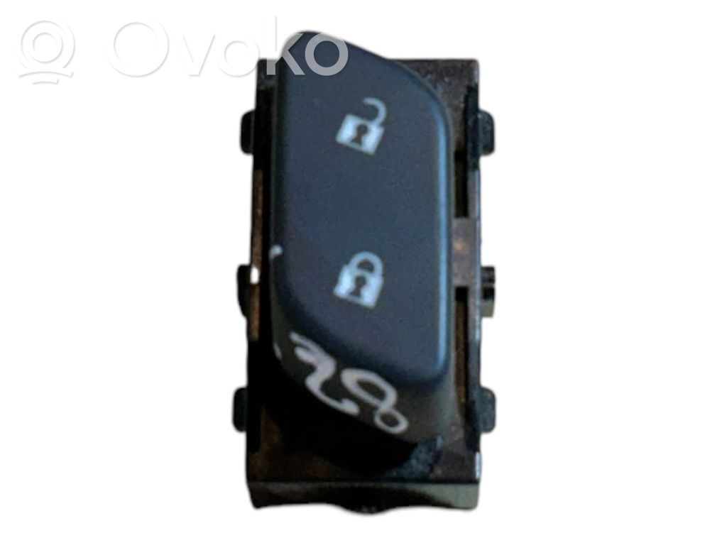 Opel Insignia A Central locking switch button 