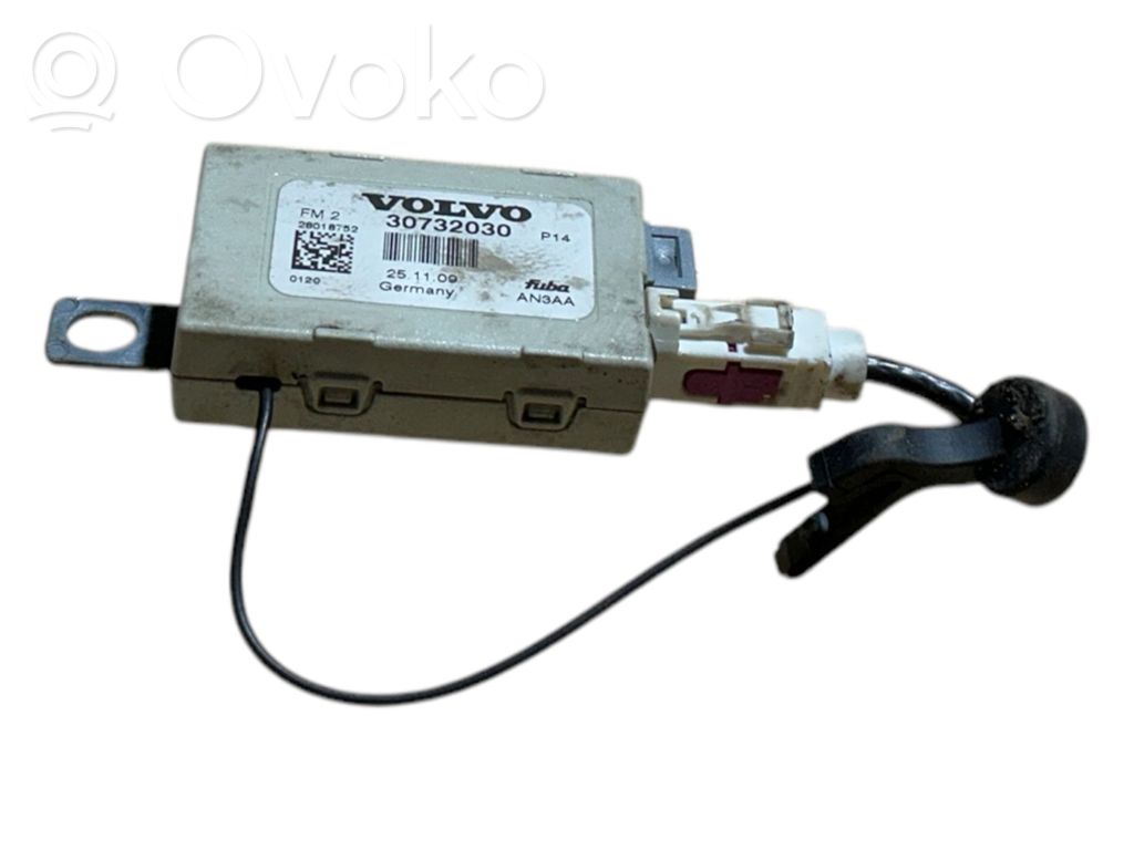 Volvo C30 Antenos stiprintuvas 