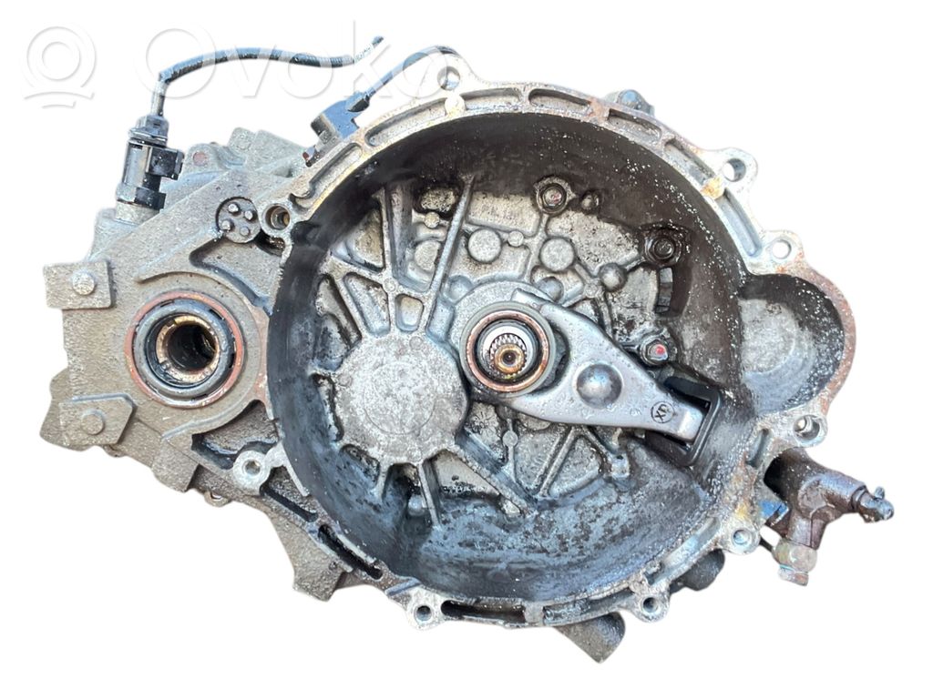 KIA Venga Mechaninė 5 pavarų dėžė 
