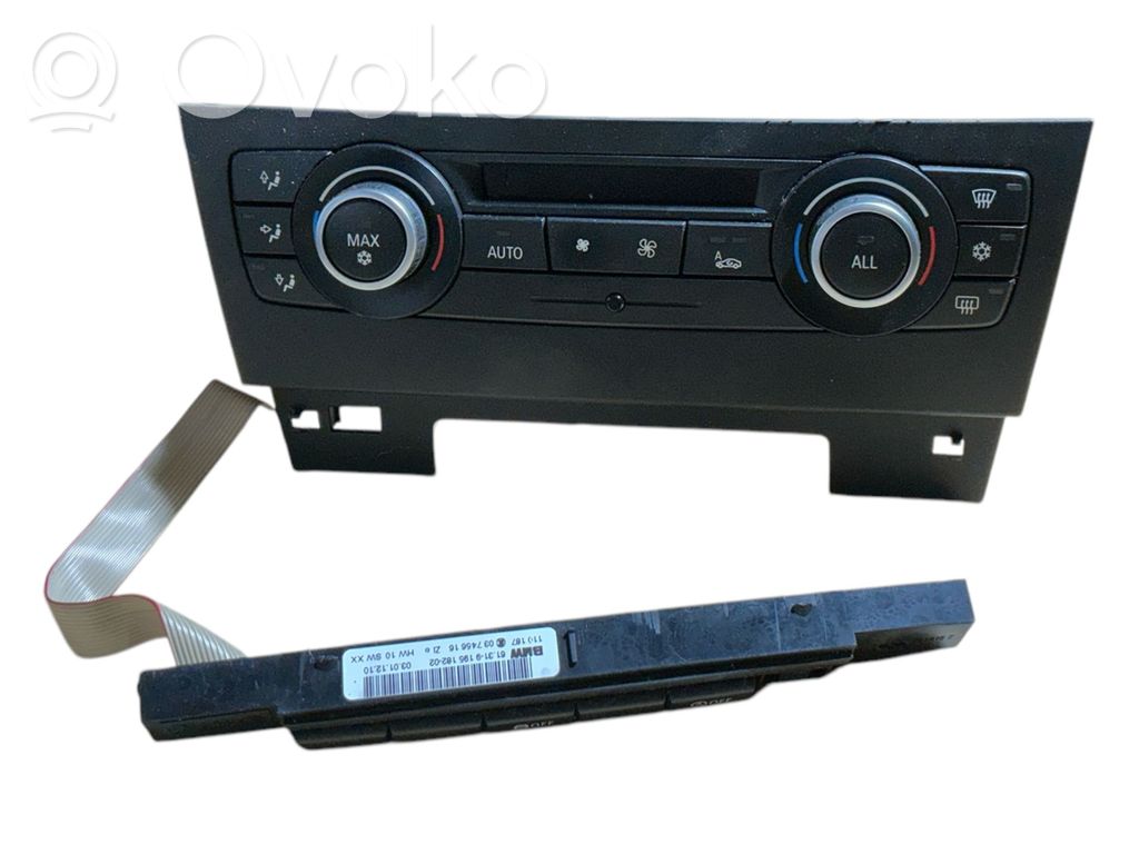 BMW 3 E90 E91 Climate control unit 