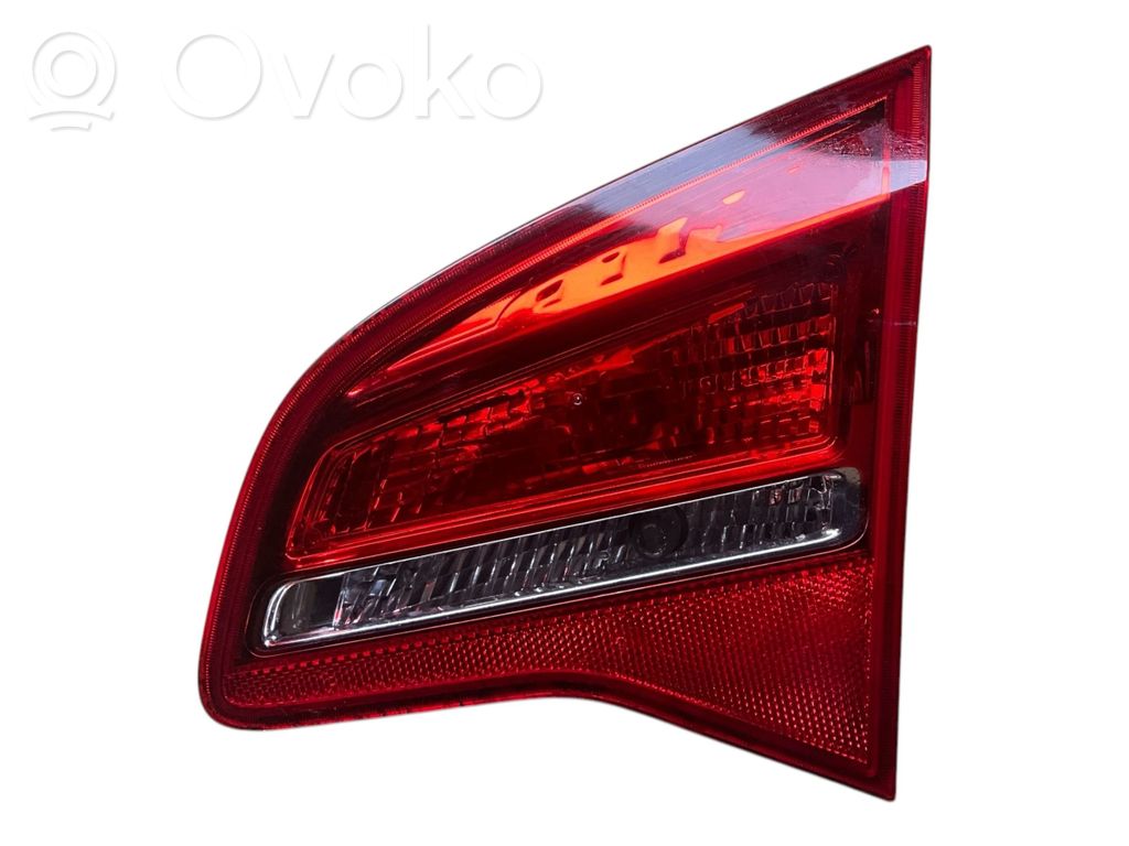 Opel Meriva B Lampy tylnej klapy bagażnika 