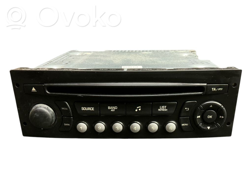Peugeot Partner Radio/CD/DVD/GPS head unit 