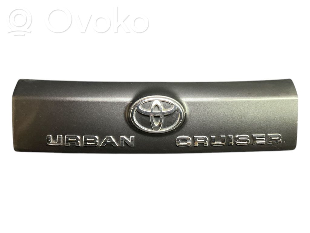 Toyota Urban Cruiser (XP110) Listwa oświetlenie tylnej tablicy rejestracyjnej 