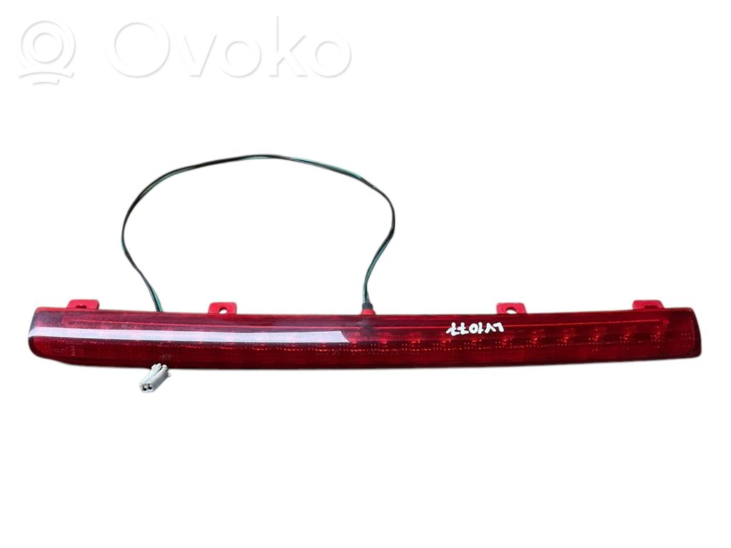 MG 6 Third/center stoplight 