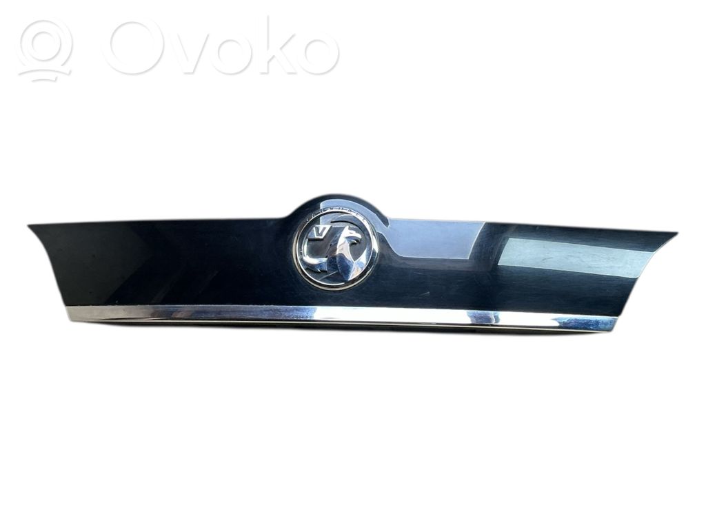 Opel Meriva B Listwa oświetlenie tylnej tablicy rejestracyjnej 