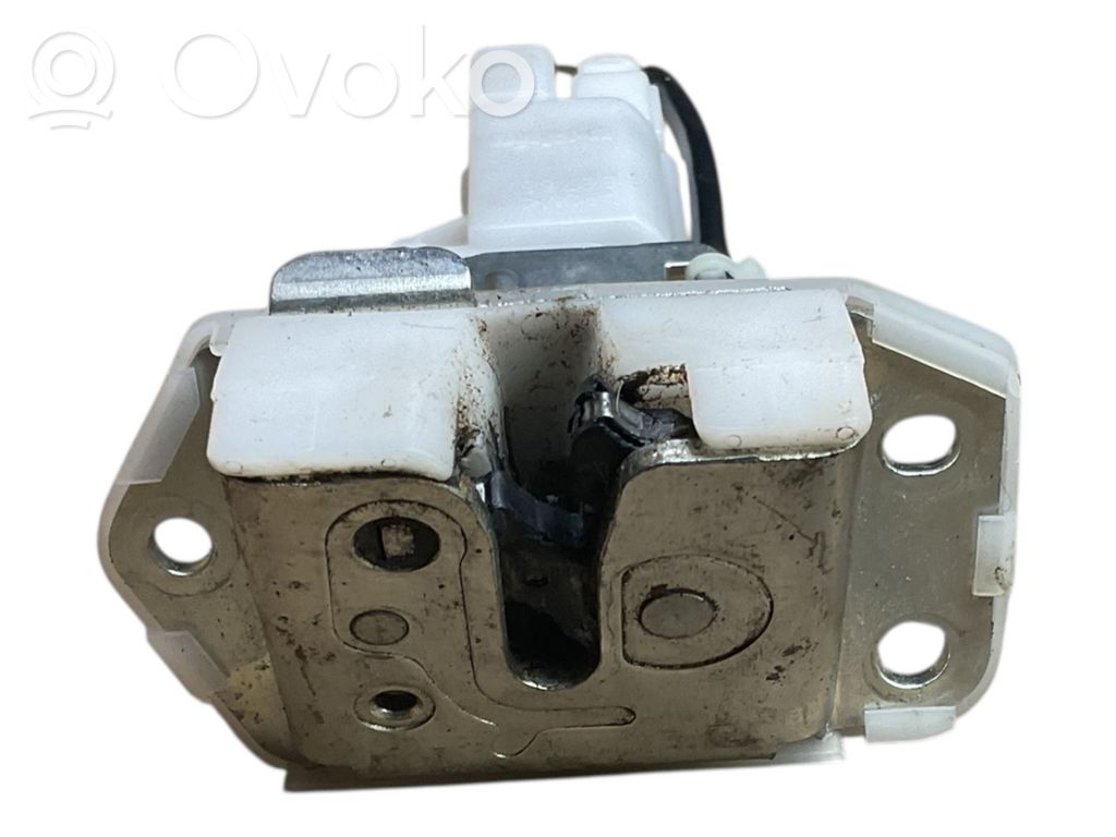 Suzuki Swift I Tailgate/trunk/boot lock/catch/latch 