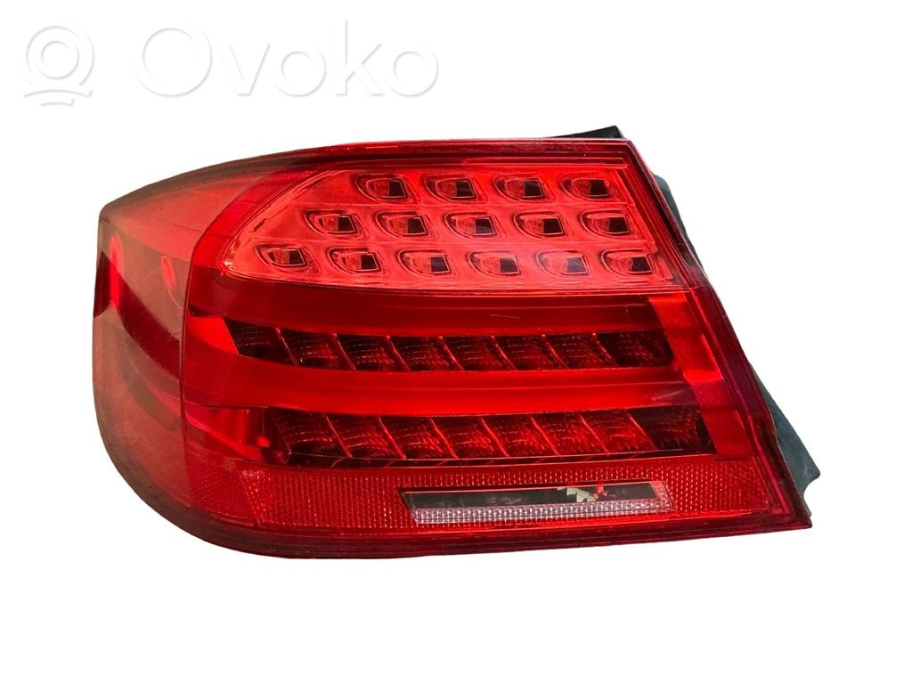 BMW 3 E92 E93 Galinis žibintas kėbule 