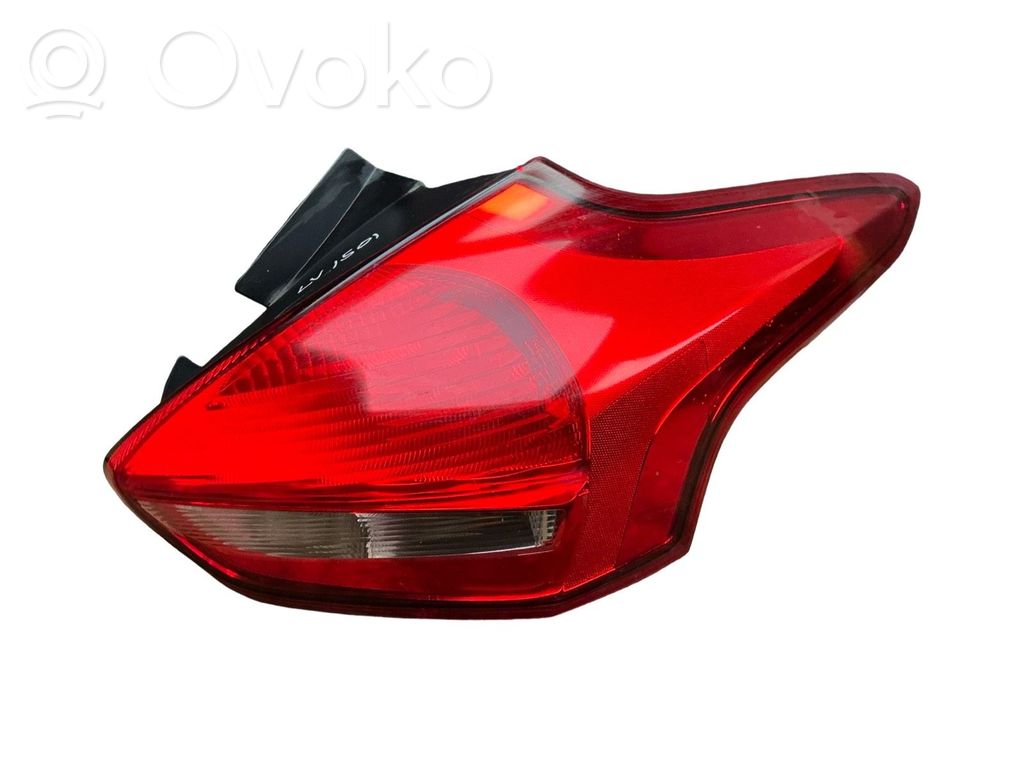 Ford Focus Aizmugurējais lukturis virsbūvē 