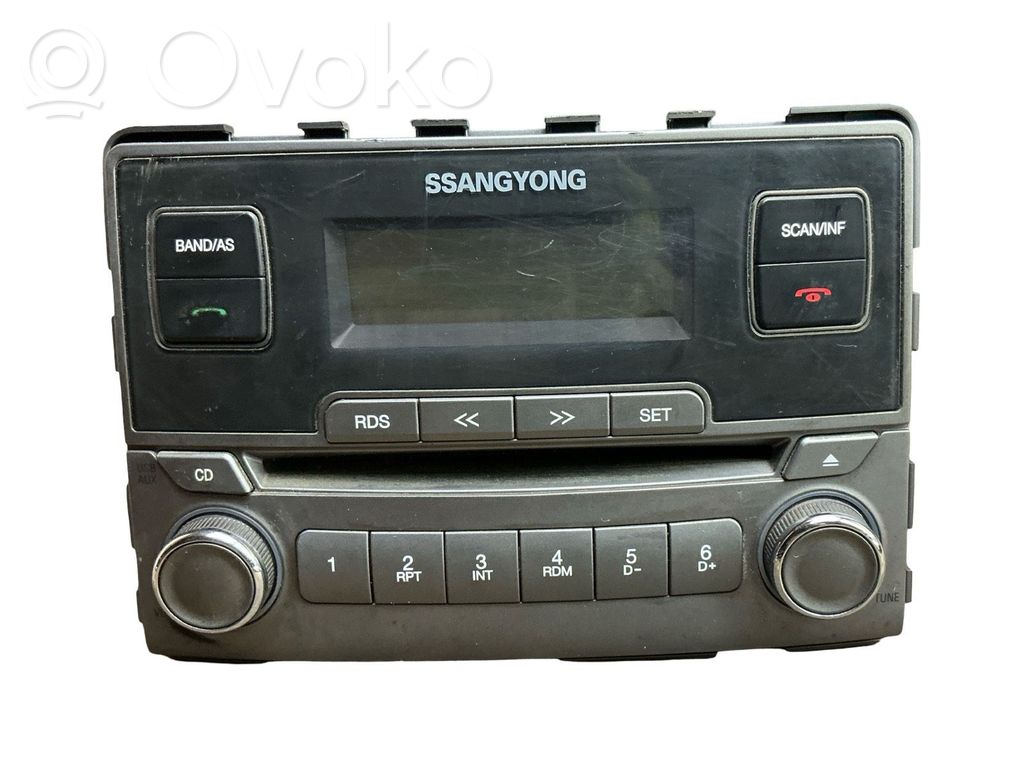 SsangYong Rodius Panel / Radioodtwarzacz CD/DVD/GPS 