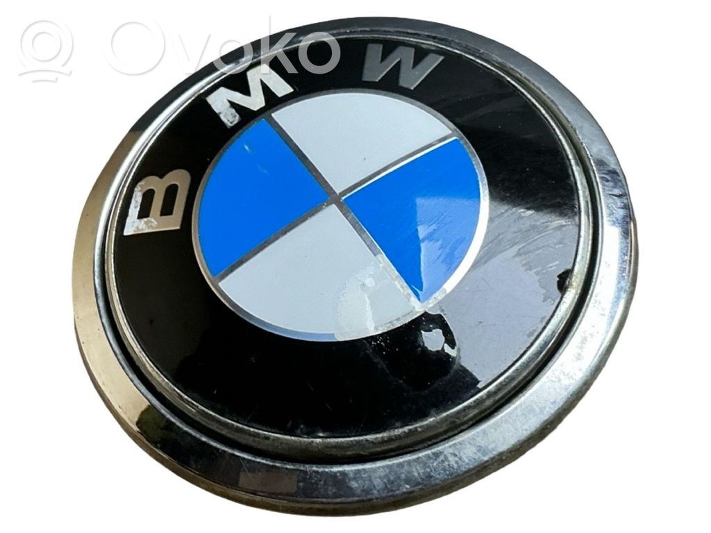 BMW 1 E81 E87 Aizvēršanas rokturis (aizmugurējā pārsega) 