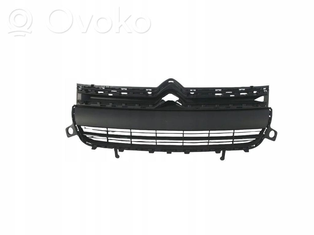 Citroen Berlingo Maskownica / Grill / Atrapa górna chłodnicy 