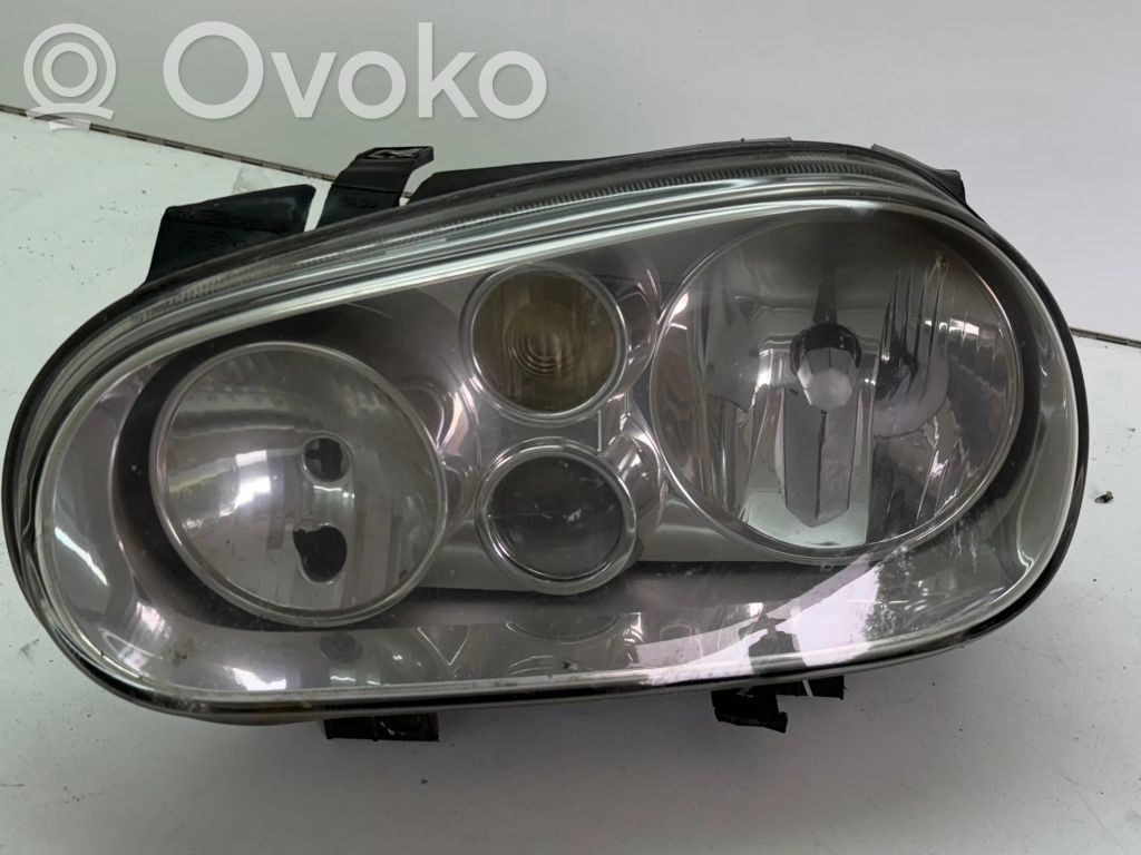 Volkswagen Golf IV Faro/fanale 