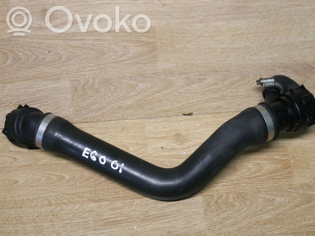 Engine coolant pipe/hose   7789722